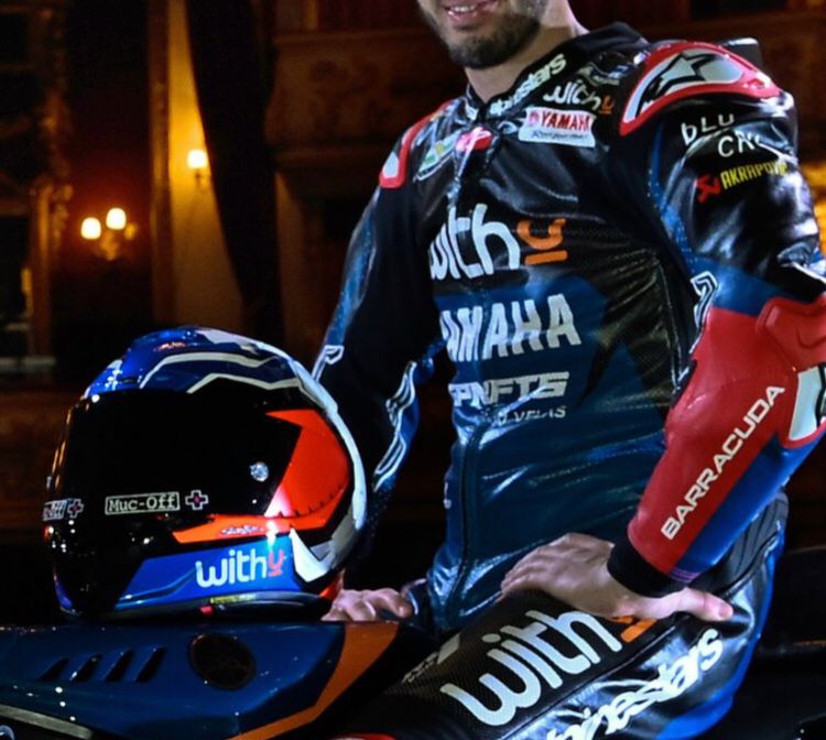 Dovi Helmet